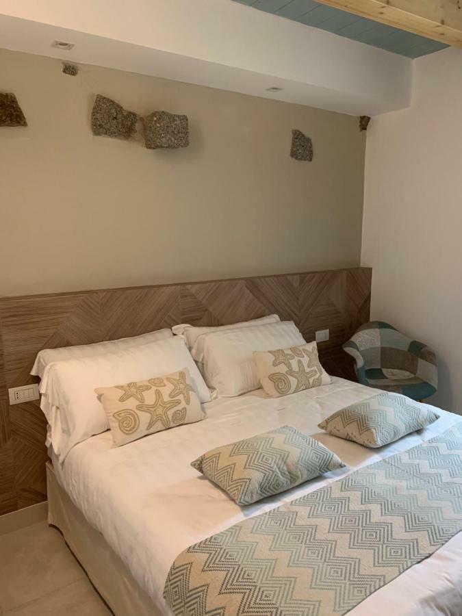Perdas Rooms Villasimius Eksteriør billede