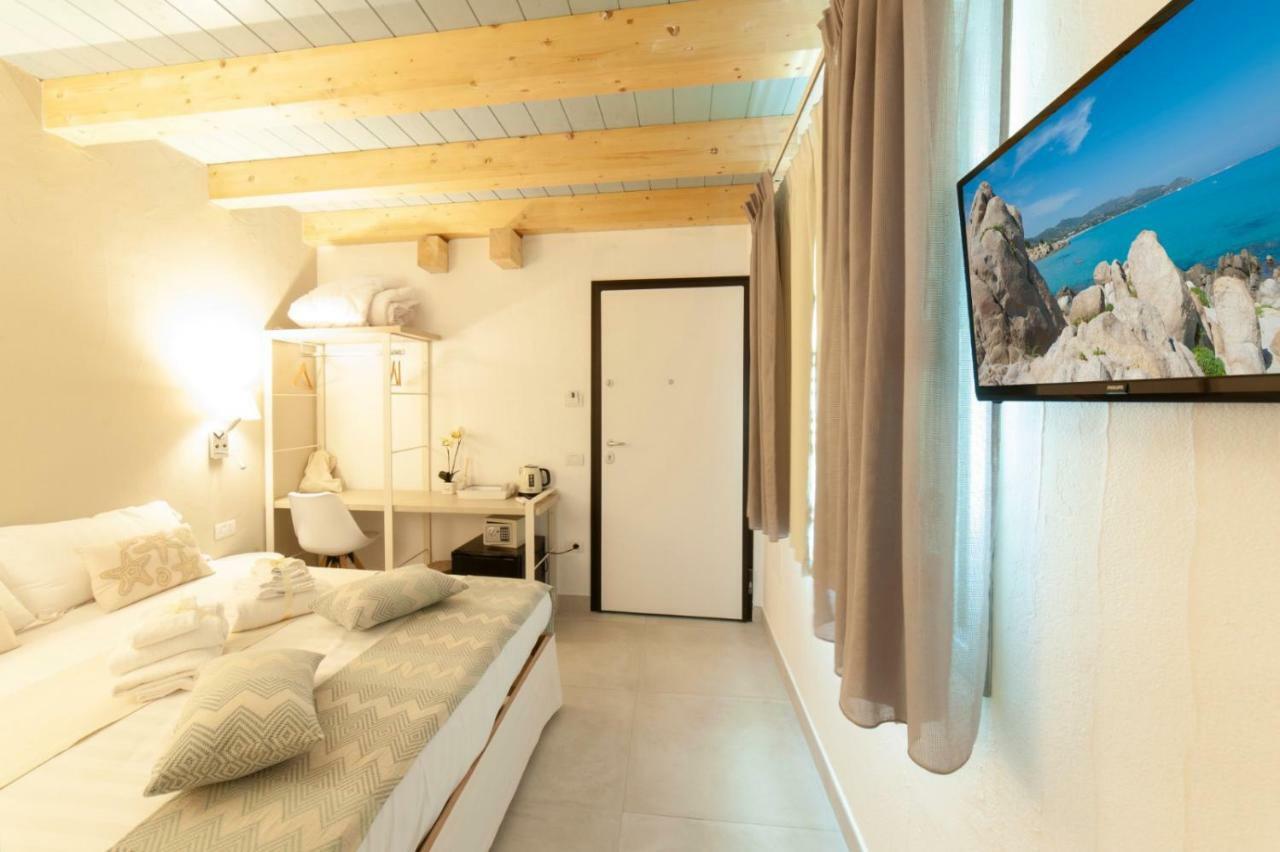Perdas Rooms Villasimius Eksteriør billede