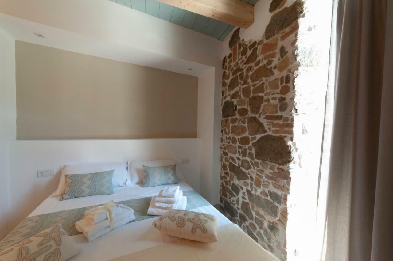 Perdas Rooms Villasimius Eksteriør billede